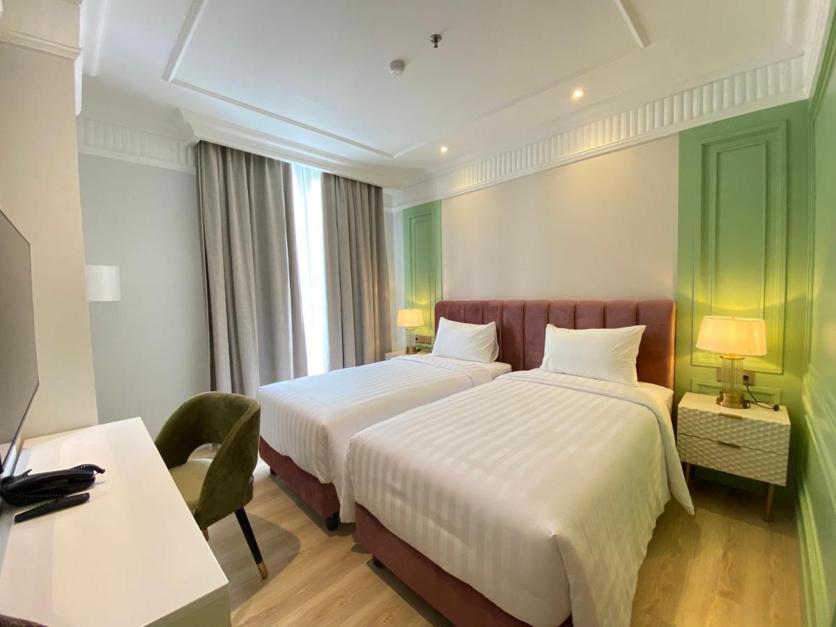 Maia Hotel Джакарта Екстер'єр фото